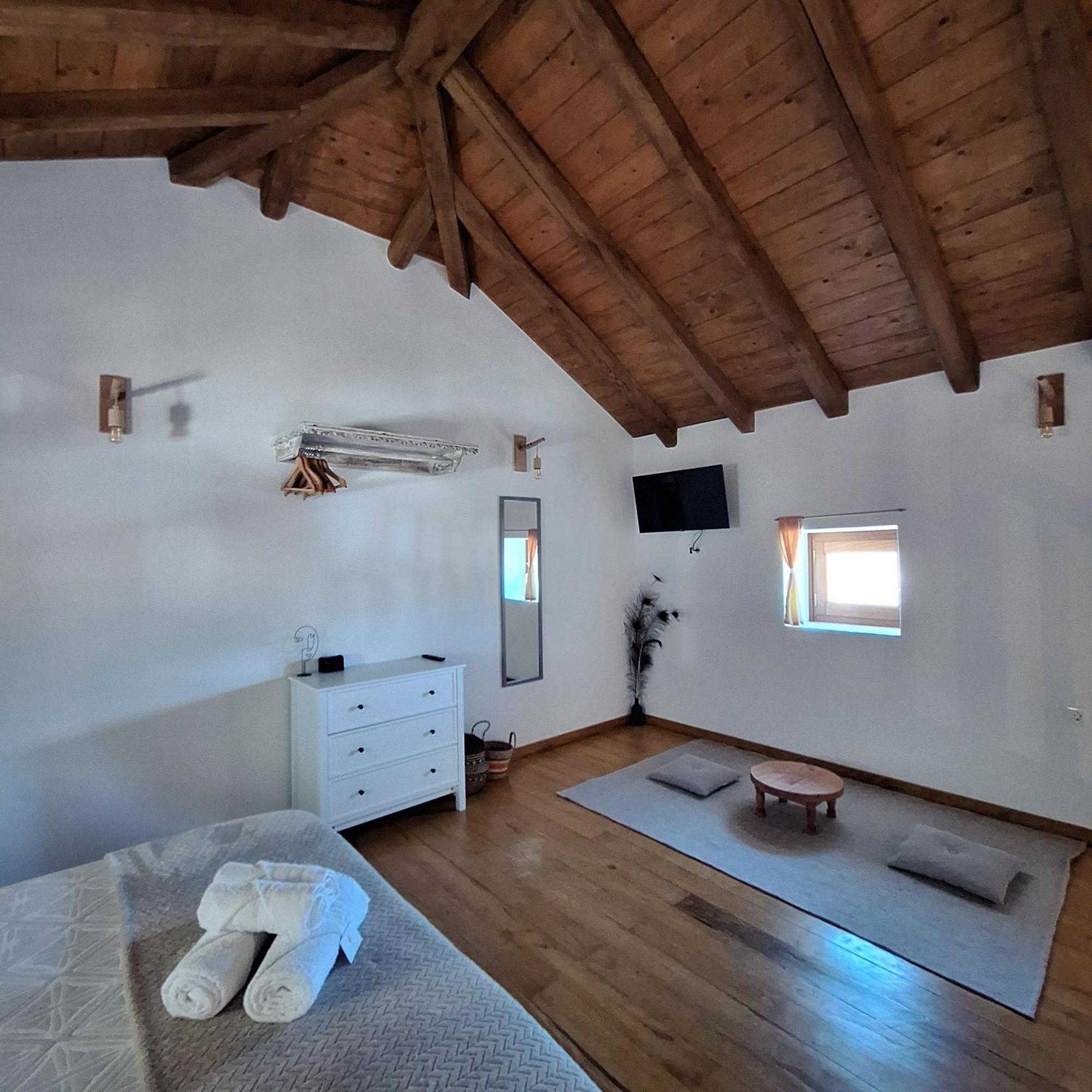 To Pefko - Mezzanines - Daire Meyísti Dış mekan fotoğraf