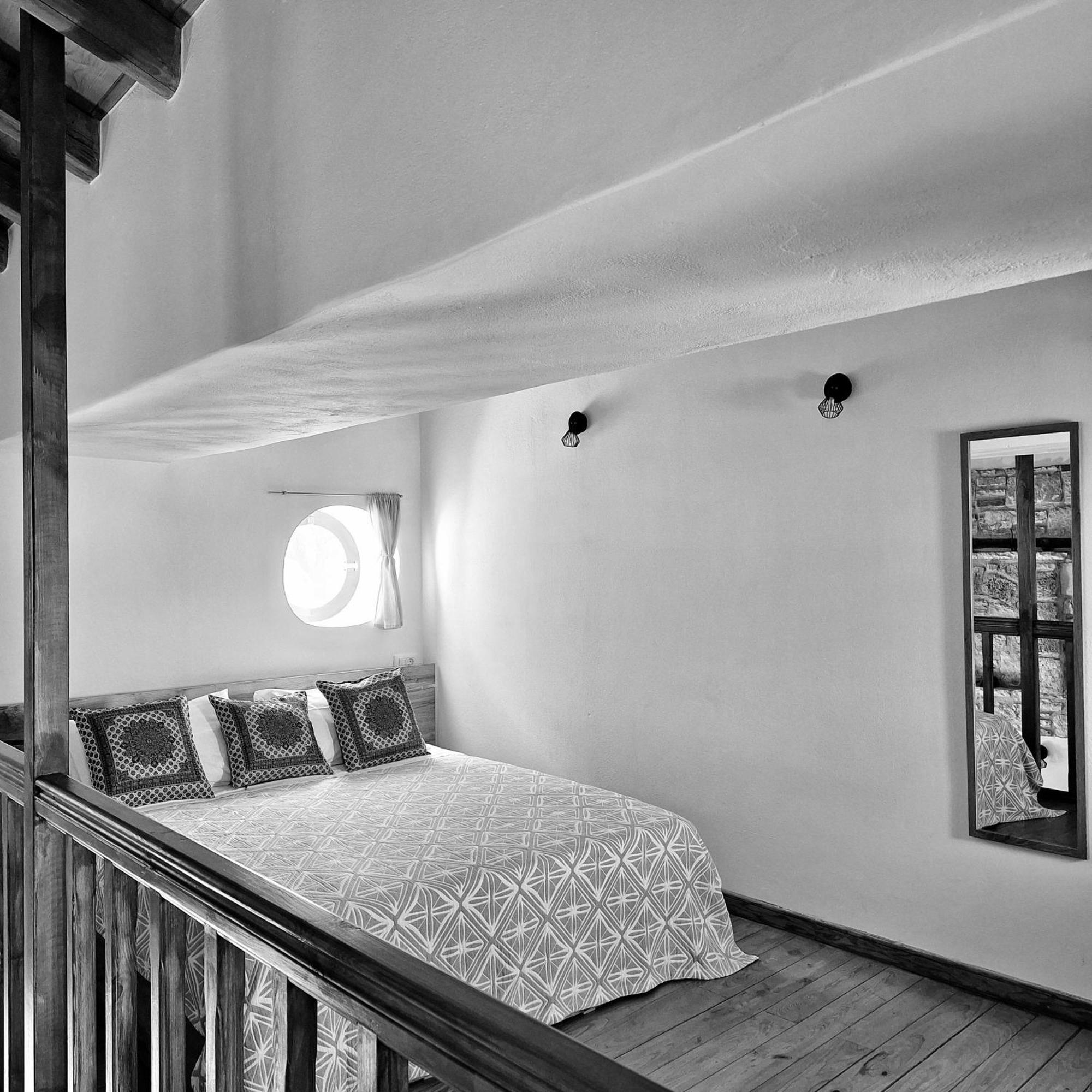 To Pefko - Mezzanines - Daire Meyísti Dış mekan fotoğraf