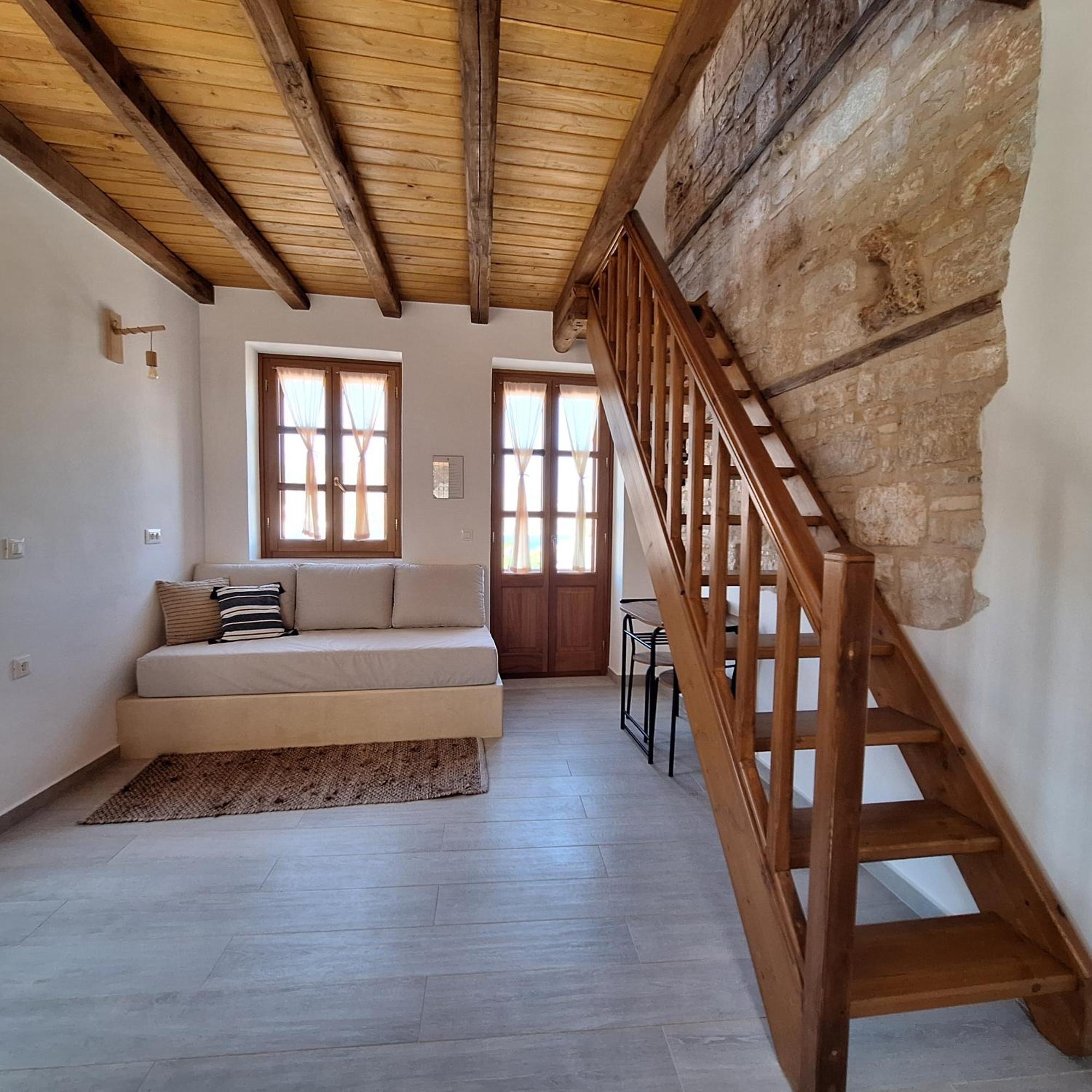 To Pefko - Mezzanines - Daire Meyísti Dış mekan fotoğraf